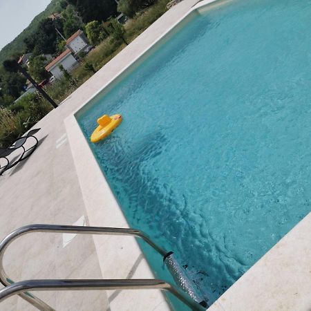 Apartments Barbara With Pool Brseč 외부 사진