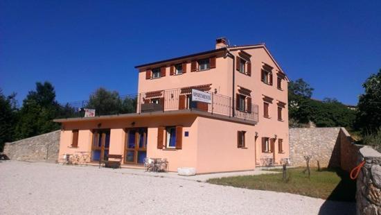 Apartments Barbara With Pool Brseč 외부 사진